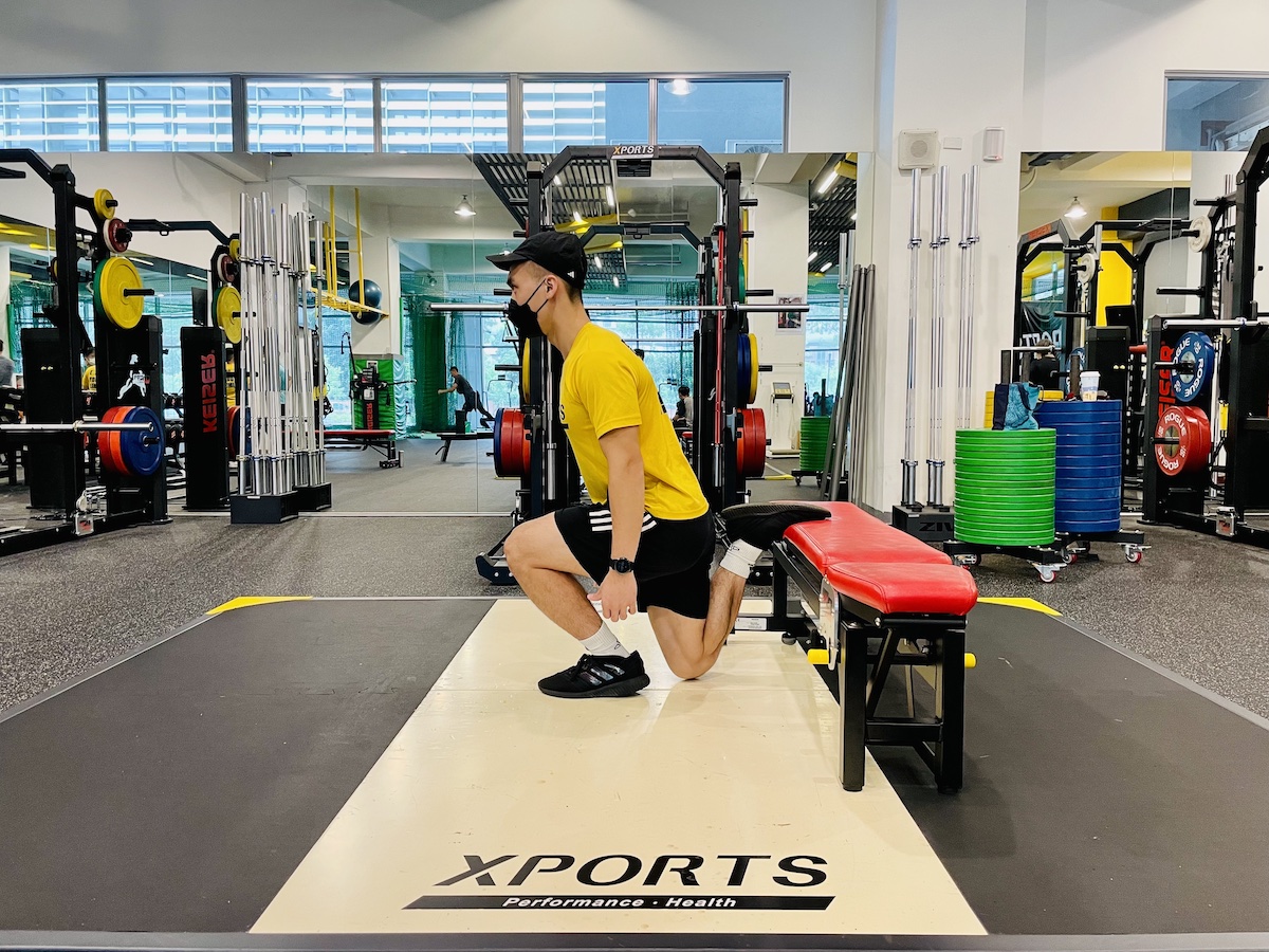 分腿深蹲-新手跑者-鍛鍊