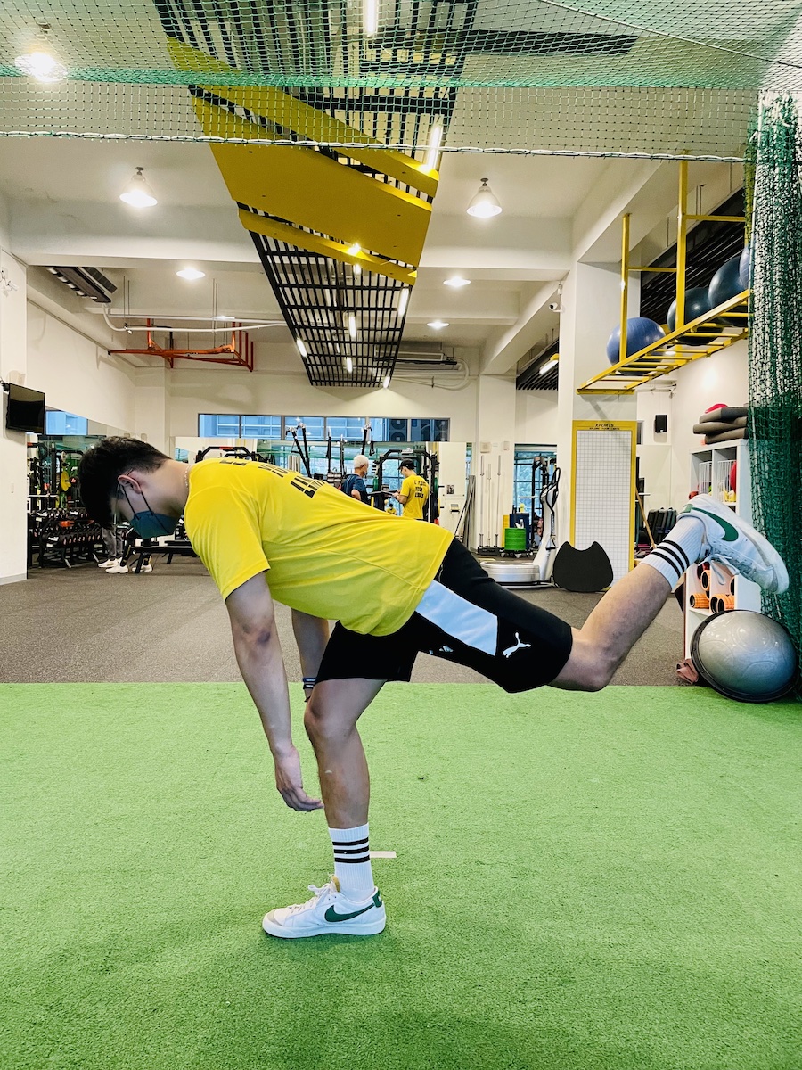 核心肌群-單腳硬舉-2