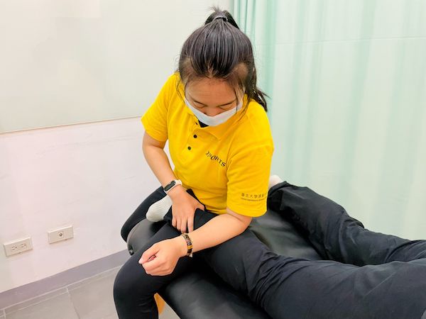 鐵腿鐵屁股-雙人按摩-小腿按摩流程-1