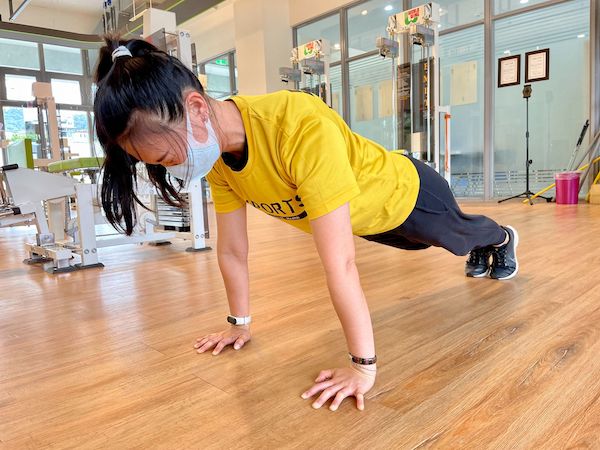 優化核心肌群-棒式-1