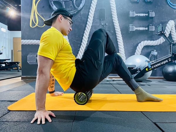 聖誕老人-筋膜放鬆術-長途駕駛-臀大肌-1