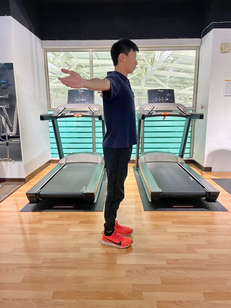 某NBA知名籃球員經過科學實際測驗後,針對完全「沒熱身」和「熱身完畢」這兩種截然不同的狀態,測試所得出來的結果,只能說「有熱身」這組的數據獲得壓倒性勝利。