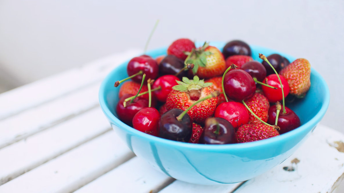 多酚-運動傷害-酸櫻桃汁-綠茶-甜菜根汁