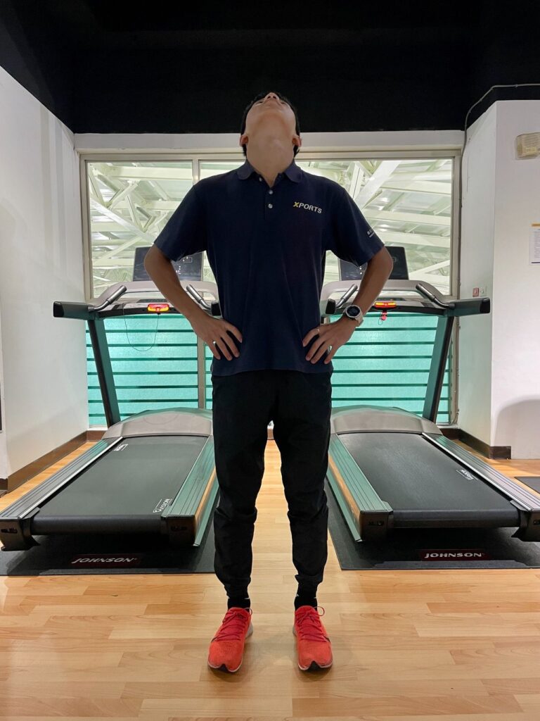 某NBA知名籃球員經過科學實際測驗後,針對完全「沒熱身」和「熱身完畢」這兩種截然不同的狀態,測試所得出來的結果,只能說「有熱身」這組的數據獲得壓倒性勝利。