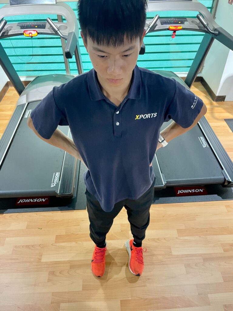 某NBA知名籃球員經過科學實際測驗後,針對完全「沒熱身」和「熱身完畢」這兩種截然不同的狀態,測試所得出來的結果,只能說「有熱身」這組的數據獲得壓倒性勝利。