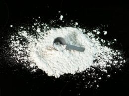 運動和蛋白質攝取對發炎性老化的影響是什麼？